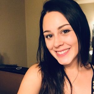 Meet your Posher, Deanna